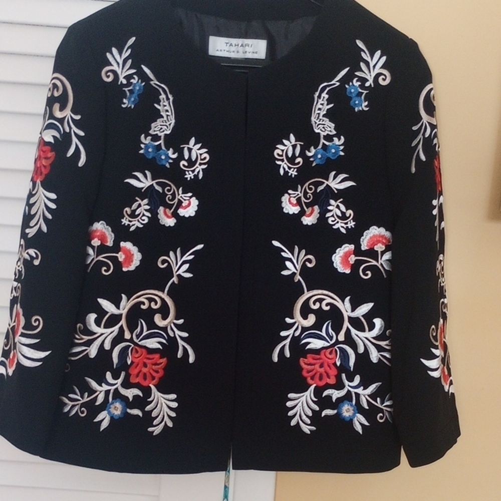 Tahari Black Embroidered Women's Jacket